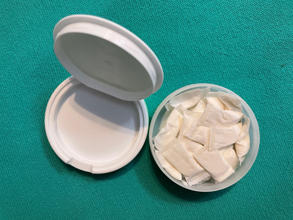 VELO Easy Mint Mini 4mg open can